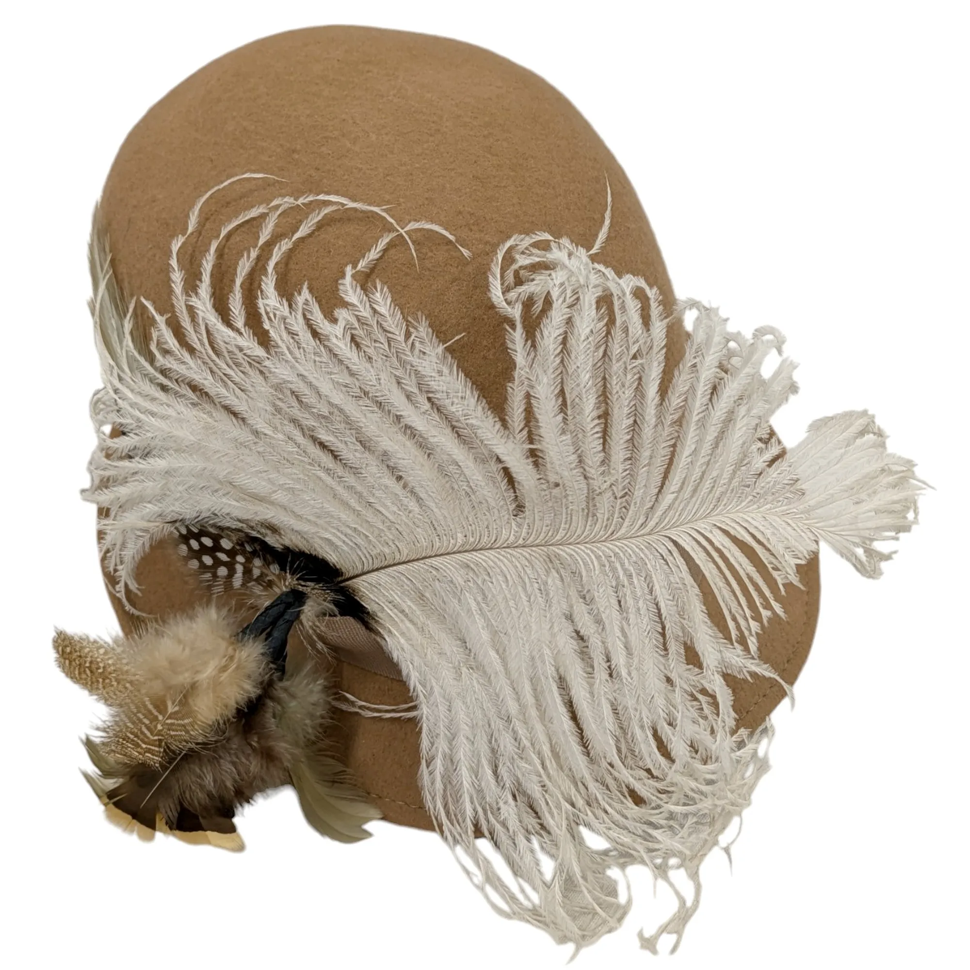 Chapeau cloche Lafayette Accessoires T 53/54 cm en laine camel avec plumes