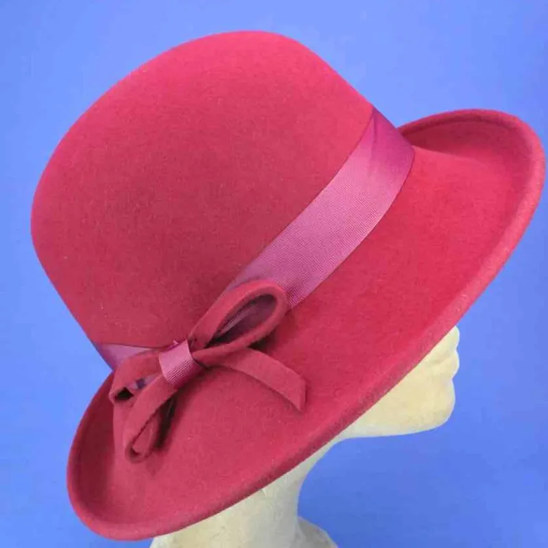 Chapeau forme cloche feutre de laine type retro | Chapeau femme, rubis