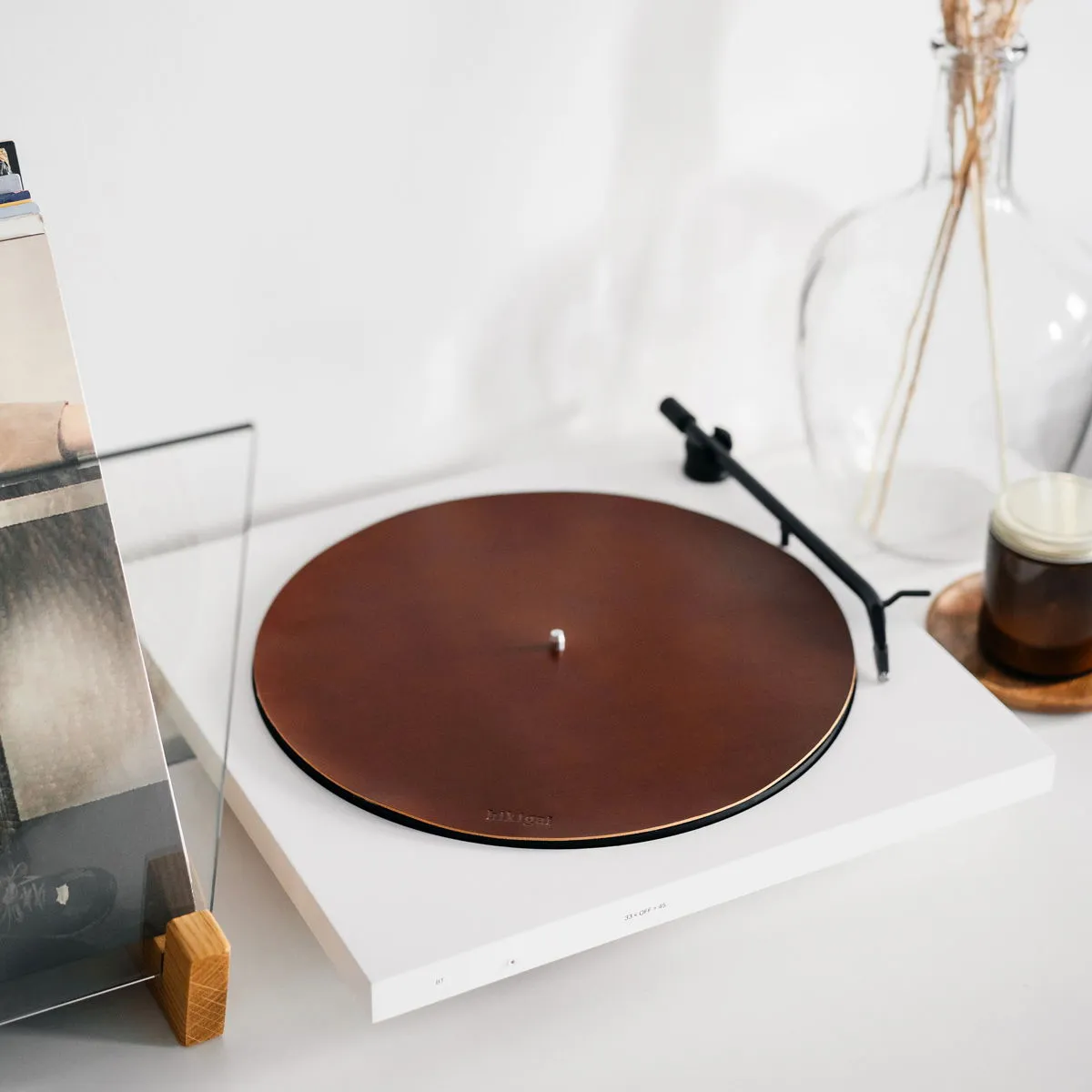 Couvre plateau vinyle en cuir - Les Raffineurs