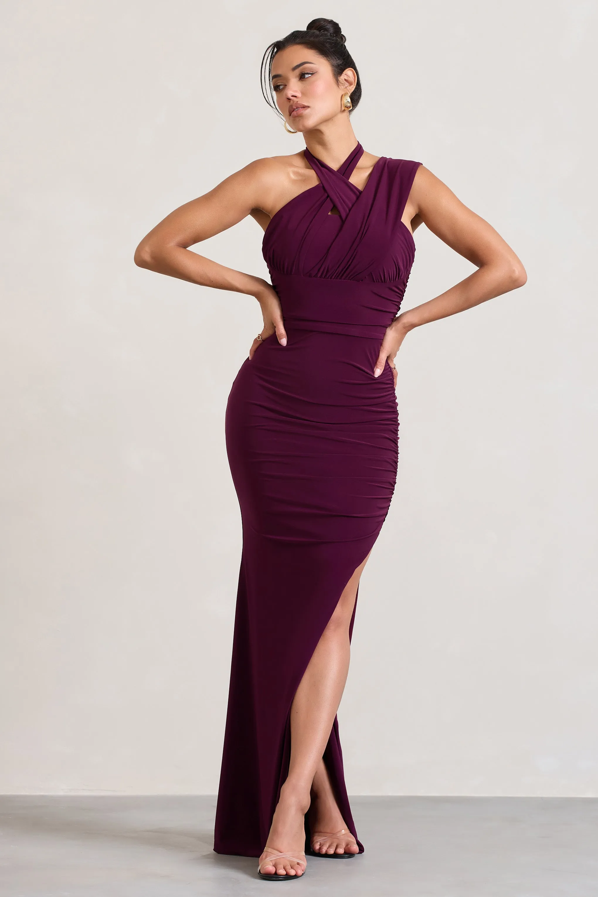 Ignite | Robe longue asymétrique bordeaux à bretelles et dos nu