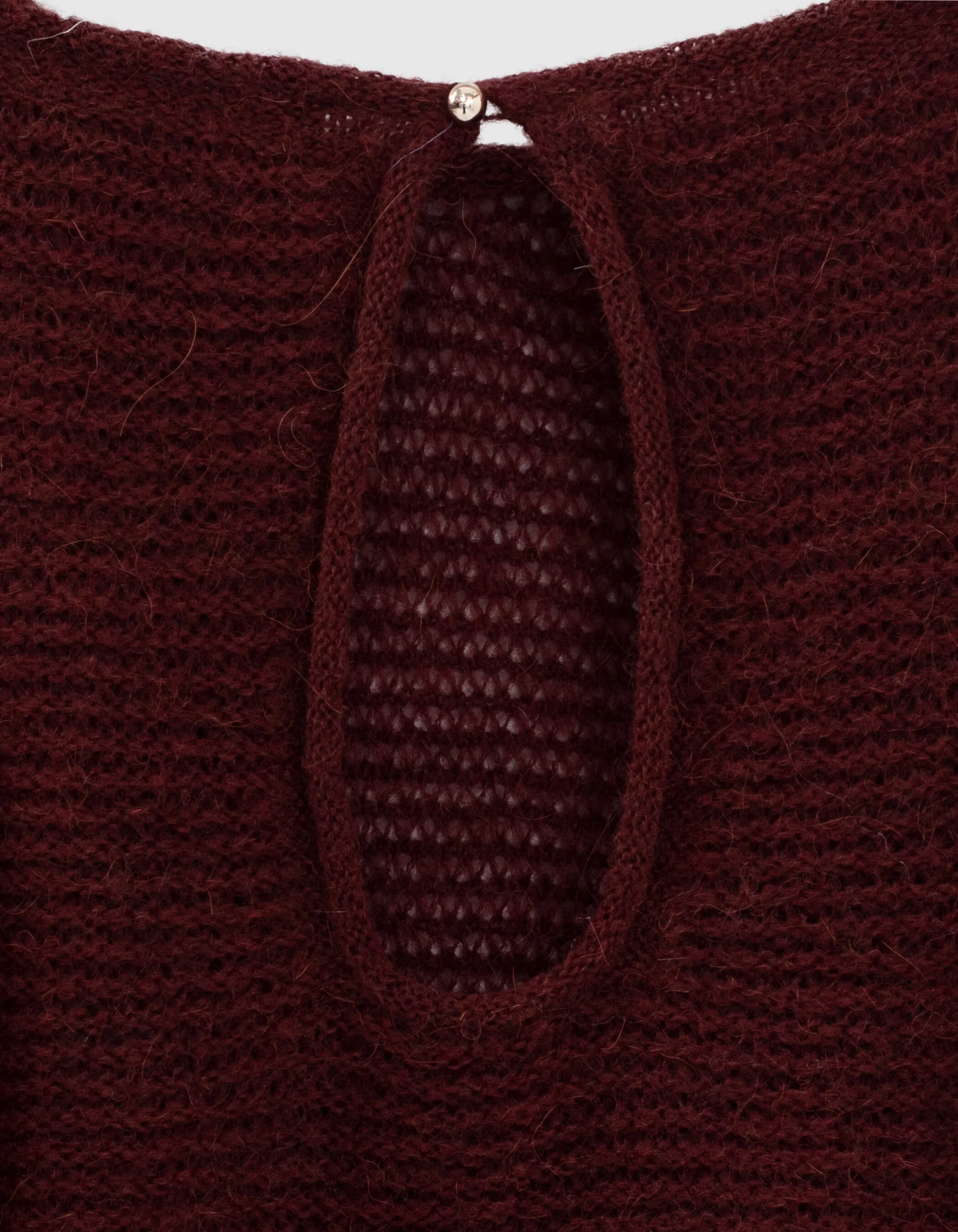 Pull col bateau coloris bordeau ouverture goutte dans le dos femme