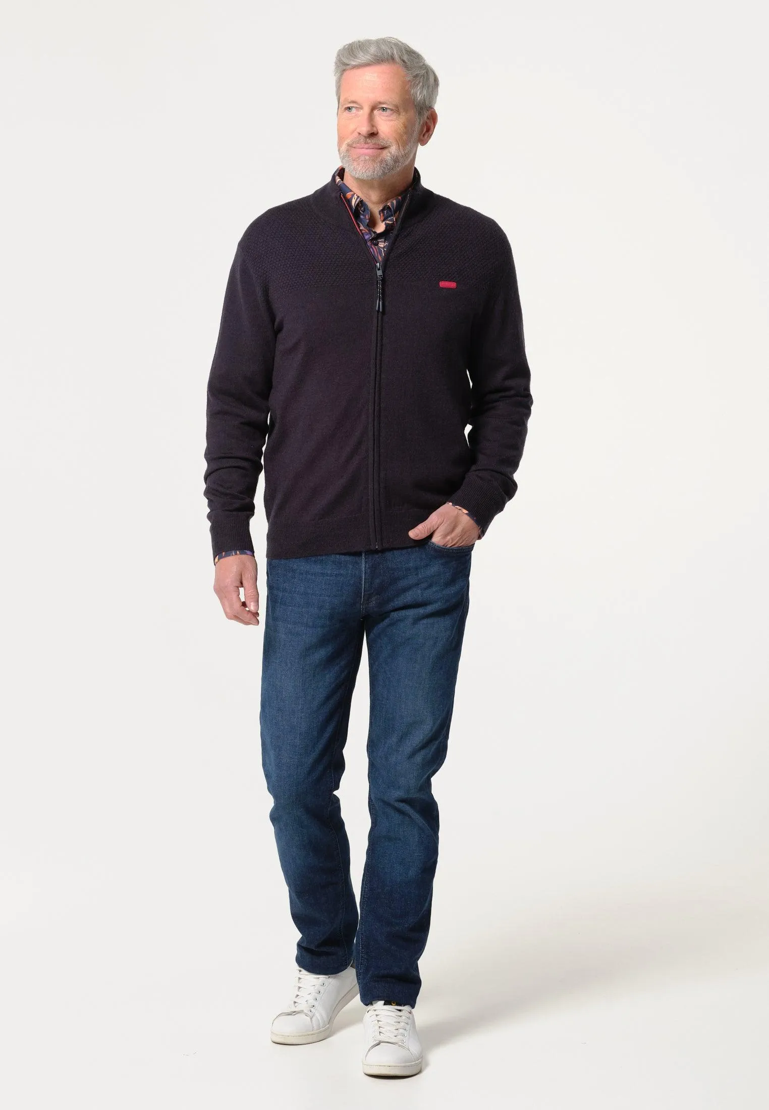 Pull homme bleu avec tirette et col montant