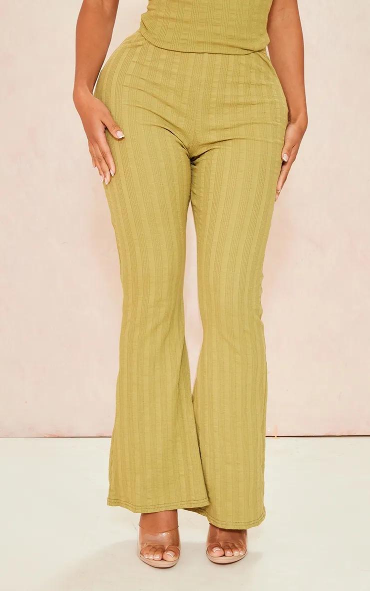 Shape Pantalon flare en maille côtelée vert olive à taille haute